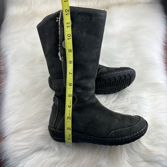 TEVA TALL WINTER BOOTS SIZE 6 WOMANS - Picture 13 of 14